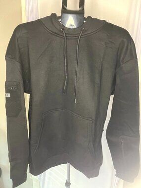 Comfrt Airplane Mode Travel Hoodie Built-In Eye Mask Obsidian Medium NWT